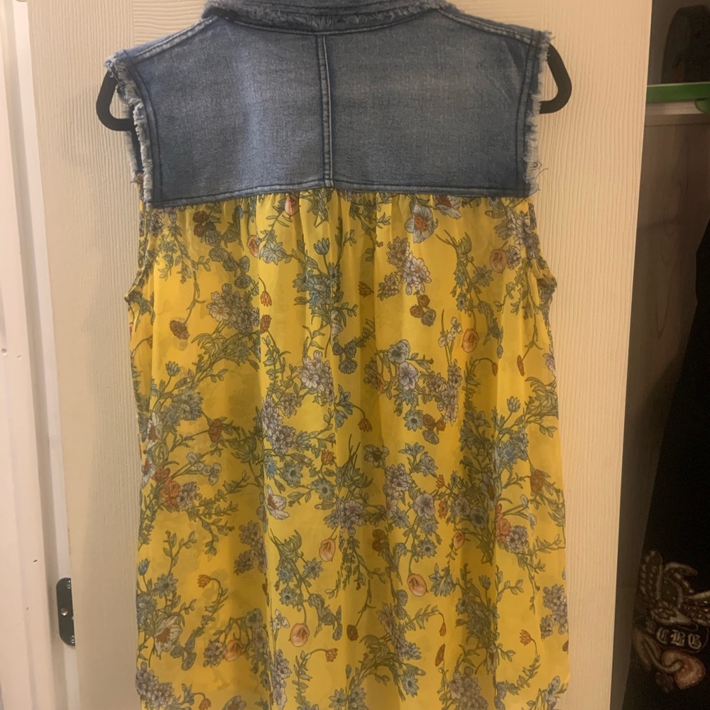 Blouse - Picture 4 of 6